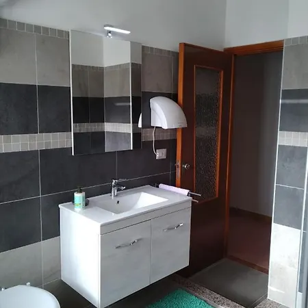 Alojamento de Acomodação e Pequeno-almoço Aloysia Iglesias